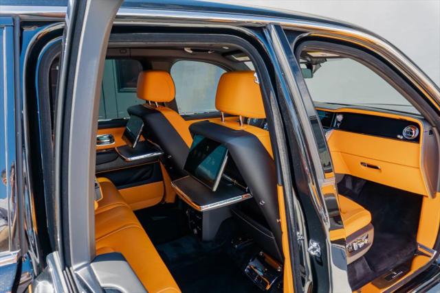 2025 Rolls-Royce Cullinan Base