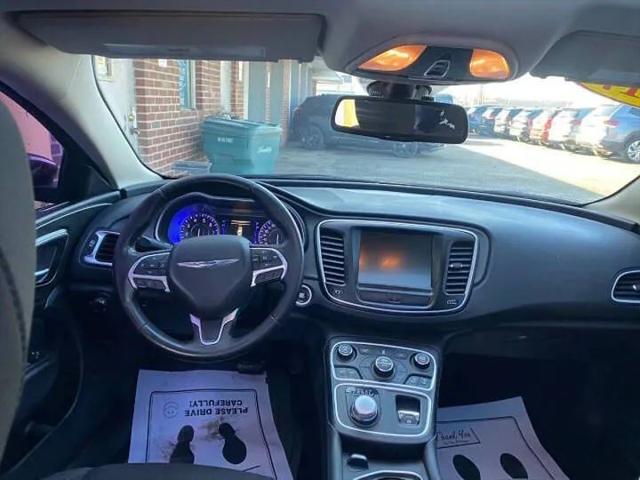 2016 Chrysler 200 Limited