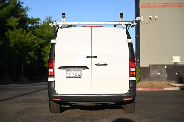 2020 Mercedes-Benz Metris Base