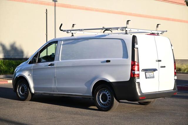2020 Mercedes-Benz Metris Base