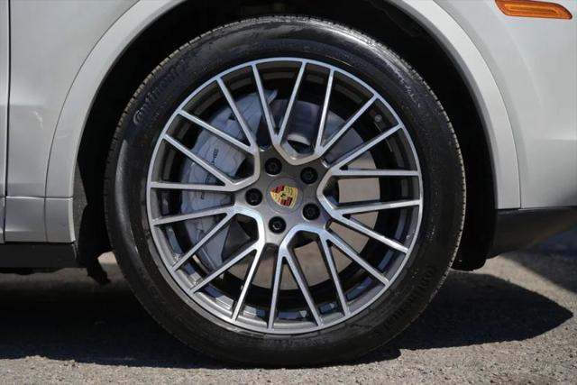 2023 Porsche Cayenne Turbo