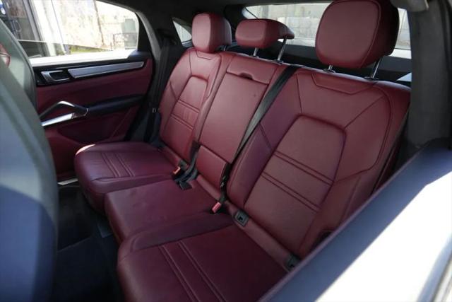 2023 Porsche Cayenne Turbo