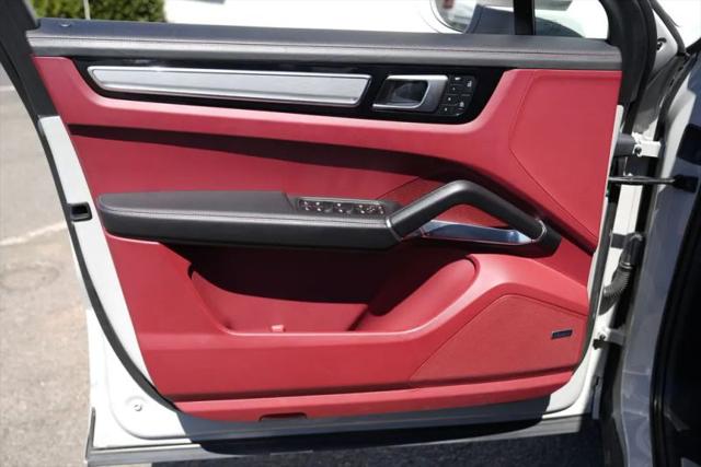 2023 Porsche Cayenne Turbo