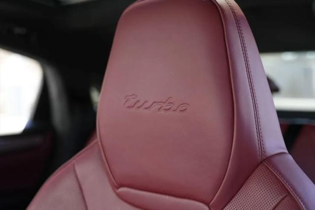 2023 Porsche Cayenne Turbo
