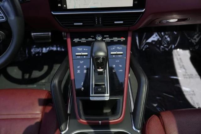 2023 Porsche Cayenne Turbo