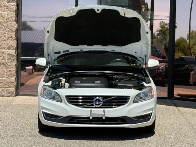 2016 Volvo V60 T5 Drive-E Premier