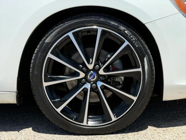 2016 Volvo V60 T5 Drive-E Premier