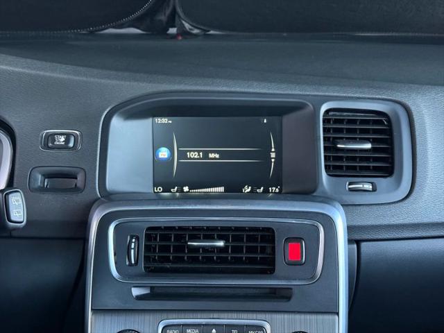 2016 Volvo V60 T5 Drive-E Premier