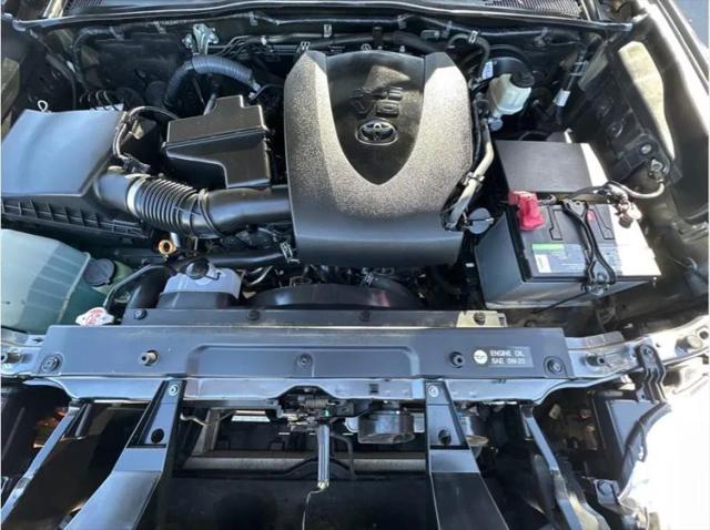 2017 Toyota Tacoma SR5 V6