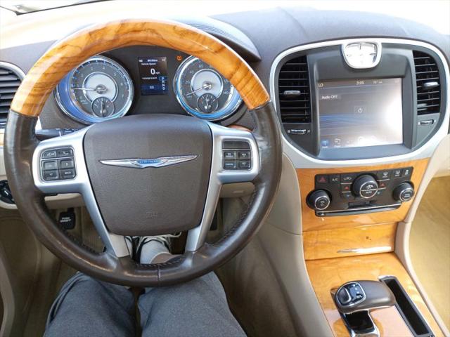 2012 Chrysler 300 Limited