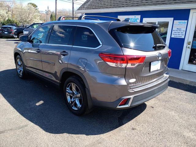 2018 Toyota Highlander Limited Platinum
