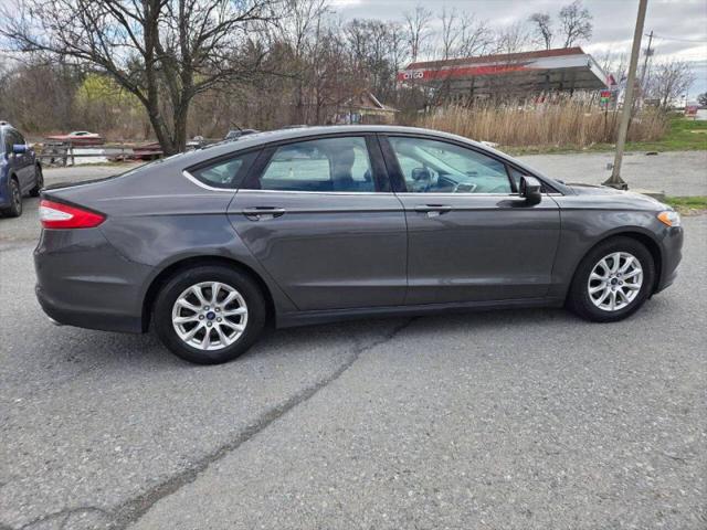 2015 Ford Fusion S