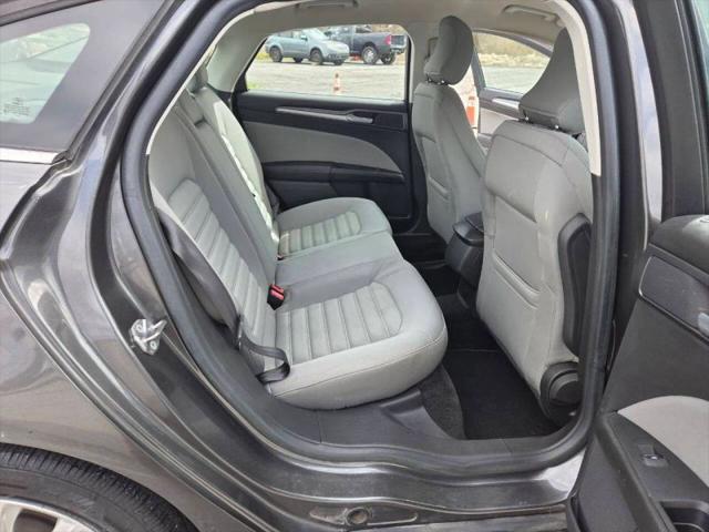 2015 Ford Fusion S