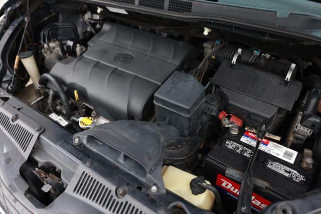 2015 Toyota Sienna LE 7 Passenger
