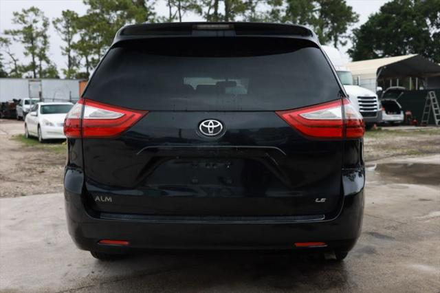 2015 Toyota Sienna LE 7 Passenger