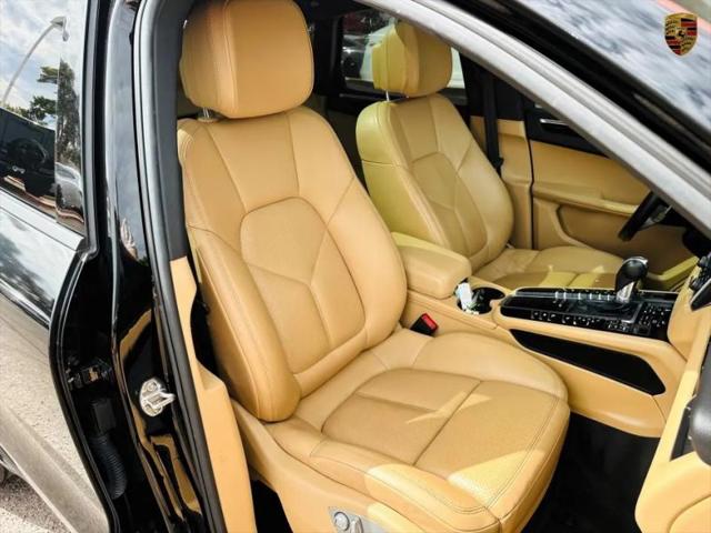 2018 Porsche Macan Sport Edition