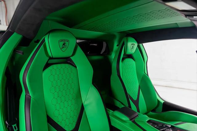 2025 Lamborghini Revuelto Revuelto