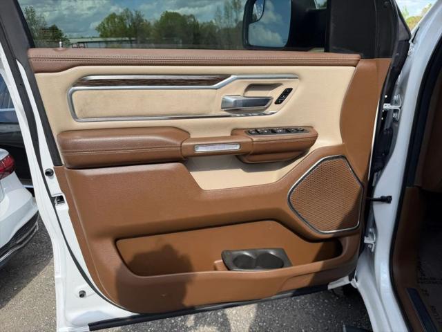 2019 Ram 1500 Laramie Crew Cab 4x4 5'7" Box