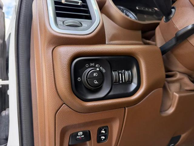 2019 Ram 1500 Laramie Crew Cab 4x4 5'7" Box