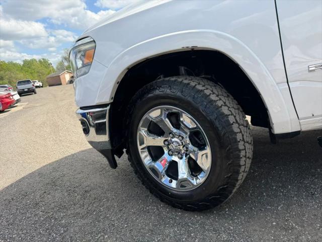2019 Ram 1500 Laramie Crew Cab 4x4 5'7" Box