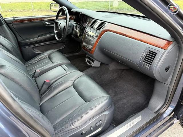 2008 Cadillac DTS Standard