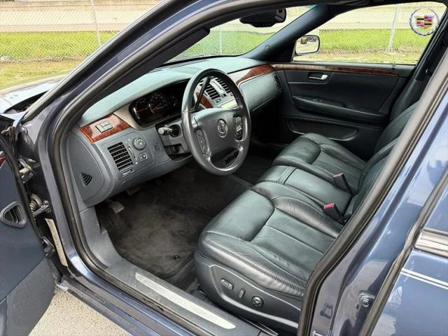 2008 Cadillac DTS Standard