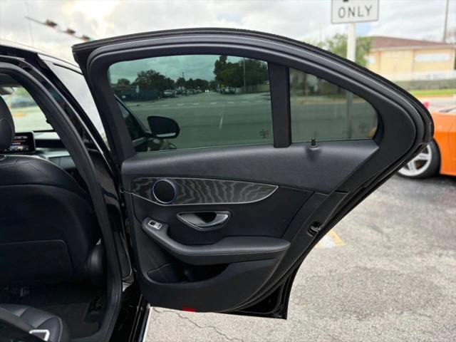 2017 Mercedes-Benz C-CLASS C 300 4MATIC