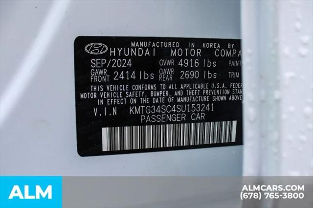 2025 Genesis G70 2.5T AWD