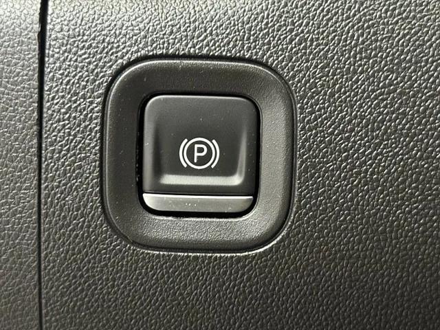 2022 GMC Sierra 1500 Limited 4WD Crew Cab Short Box Denali