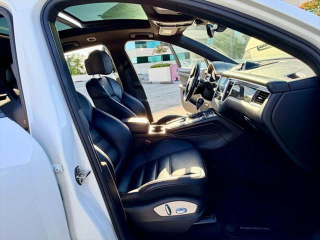 2017 Porsche Macan GTS