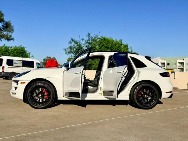2017 Porsche Macan GTS