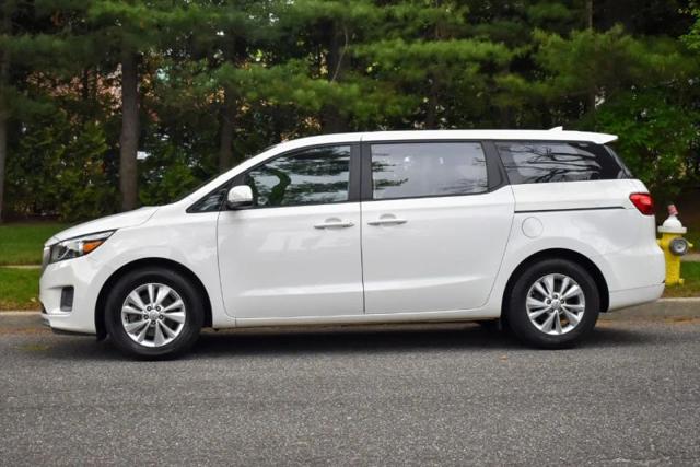 2018 Kia Sedona L