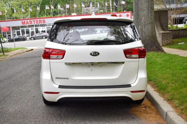 2018 Kia Sedona L