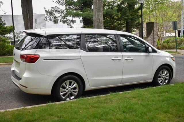 2018 Kia Sedona L