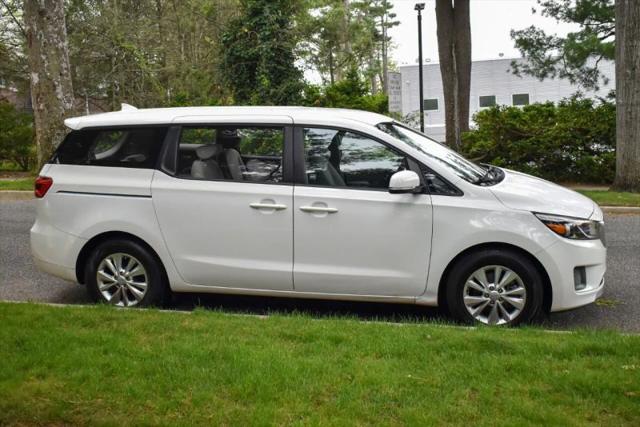 2018 Kia Sedona L