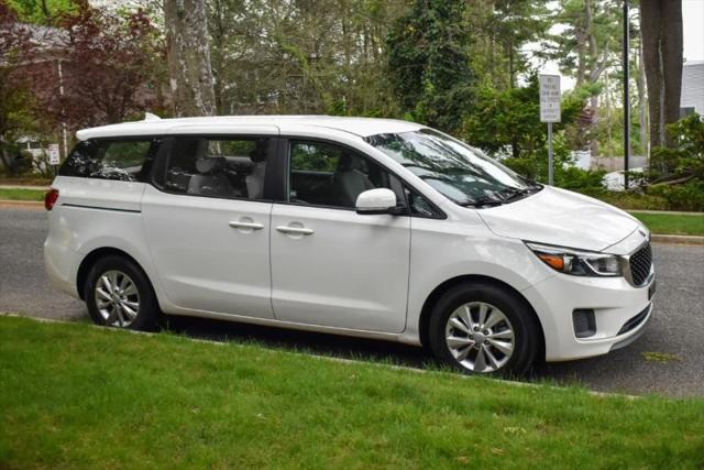 2018 Kia Sedona L