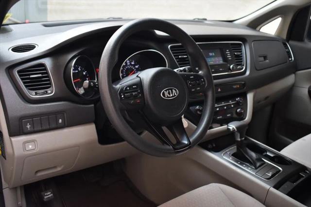 2018 Kia Sedona L