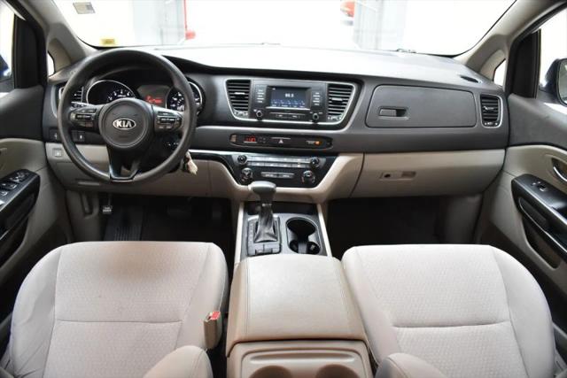 2018 Kia Sedona L