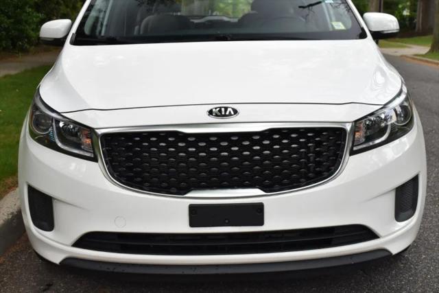 2018 Kia Sedona L