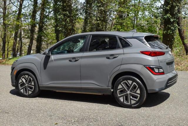 2023 Hyundai Kona EV SE