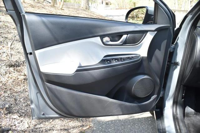 2023 Hyundai Kona EV SE