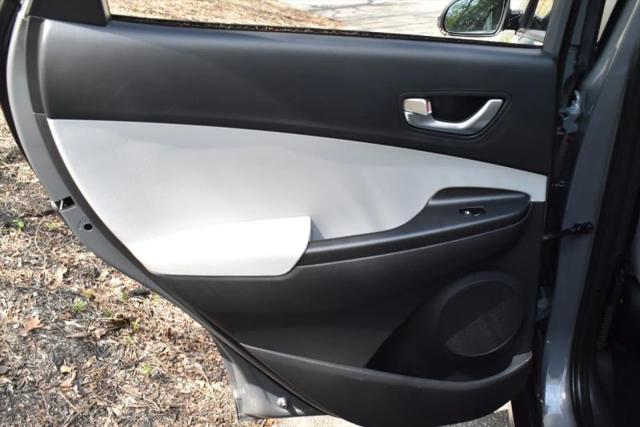 2023 Hyundai Kona EV SE