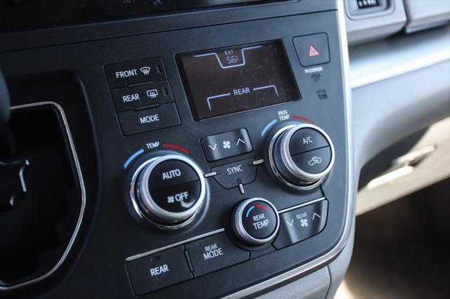 2015 Toyota Sienna L 7 Passenger