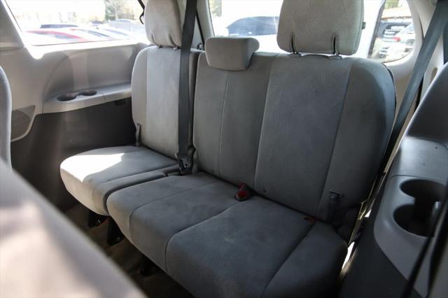 2015 Toyota Sienna L 7 Passenger