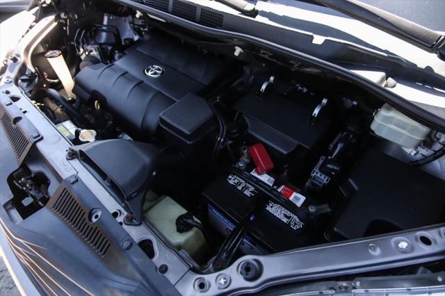 2015 Toyota Sienna L 7 Passenger