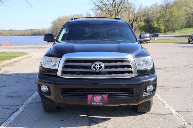 2015 Toyota Sequoia SR5 5.7L V8