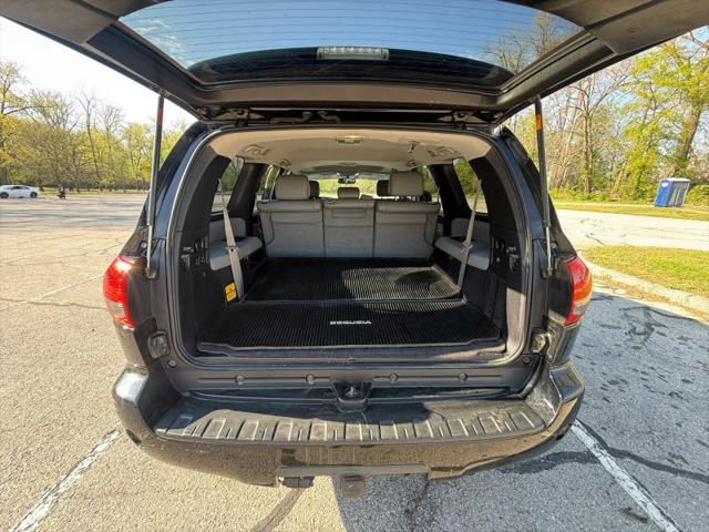 2015 Toyota Sequoia SR5 5.7L V8