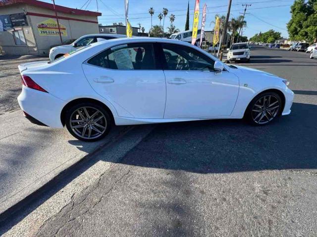 2016 Lexus IS 200t 200t