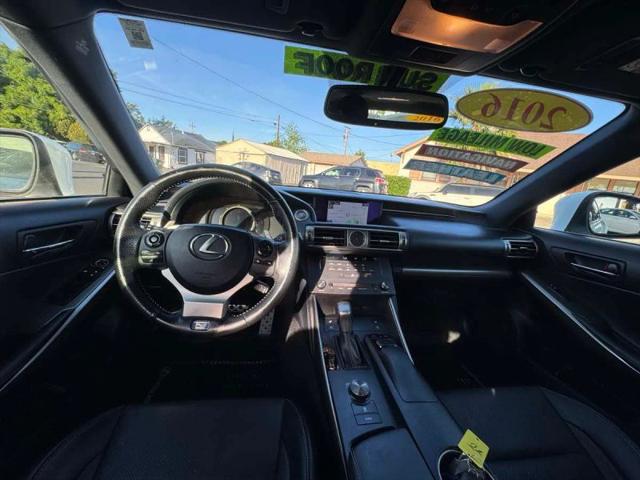 2016 Lexus IS 200t 200t