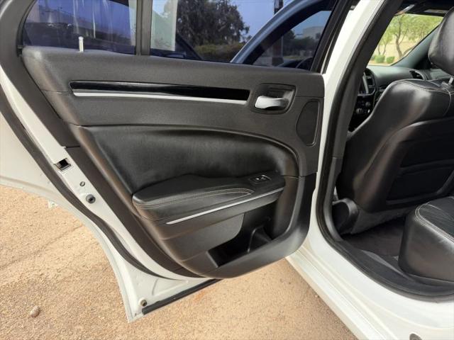 2017 Chrysler 300 300S
